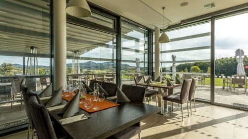 Restaurace